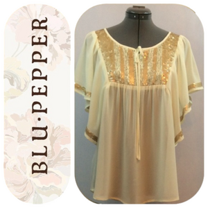 Blu-pepper 💕Sheer Babydoll w/Gold Sequins Blouse